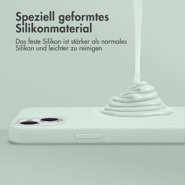 Accezz Liquid Silikoncase Apple iPhone 12 (Pro) - Sky Blue