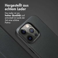 Accezz 2-in-1 Klapphülle aus Leder mit MagSafe Apple iPhone 14 Pro - Onyx Black