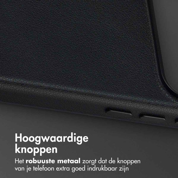 Accezz Echtleder Hülle + MagSafe Wallet Apple iPhone 17 Pro - Onyx Black