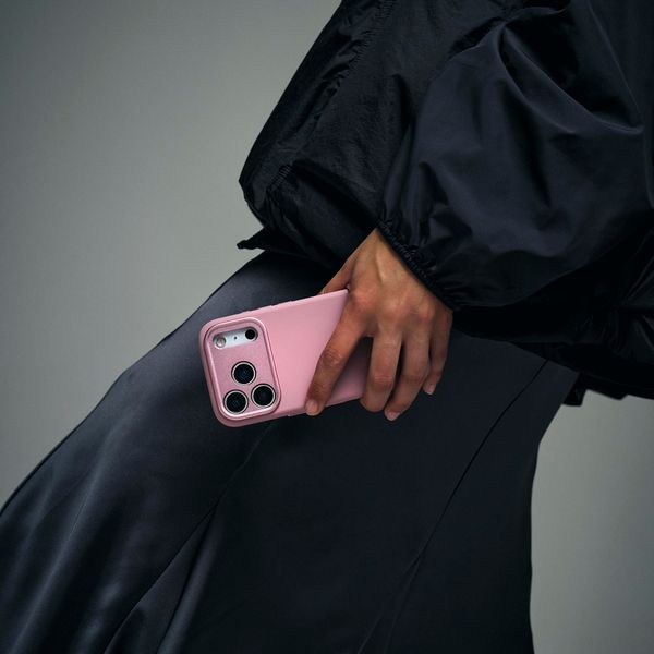 Decoded Silikon-Case MagSafe Apple iPhone 17 Pro Max - Rosette