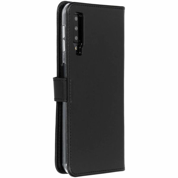 Selencia Echtleder Klapphülle Samsung Galaxy A7 (2018) - Schwarz