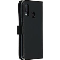 Selencia Echtleder Klapphülle Samsung Galaxy A20e - Schwarz