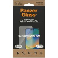 PanzerGlass Ultra-Wide Fit Antibakterieller Displayschutz mit Applikator Apple iPhone 14 Pro