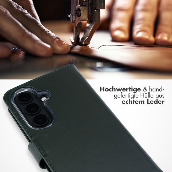Selencia Echtleder Klapphülle Samsung Galaxy S26 Plus - Grün
