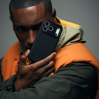 Decoded Silikon-Case MagSafe Apple iPhone 17 - Phantom Black