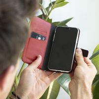 Selencia Echtleder Klapphülle Samsung Galaxy S21 - Rot