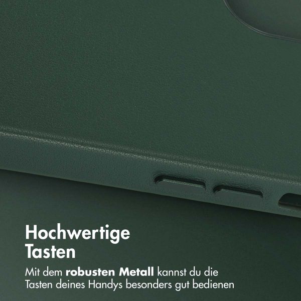 Accezz MagSafe Leather Backcover Apple iPhone 12 (Pro) - Cedar Green