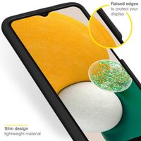 Accezz Liquid Silikoncase Samsung Galaxy A13 (5G) / A04s - Schwarz