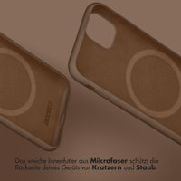 Accezz Liquid Silikoncase mit MagSafe Apple iPhone 13 Pro - Hellbraun