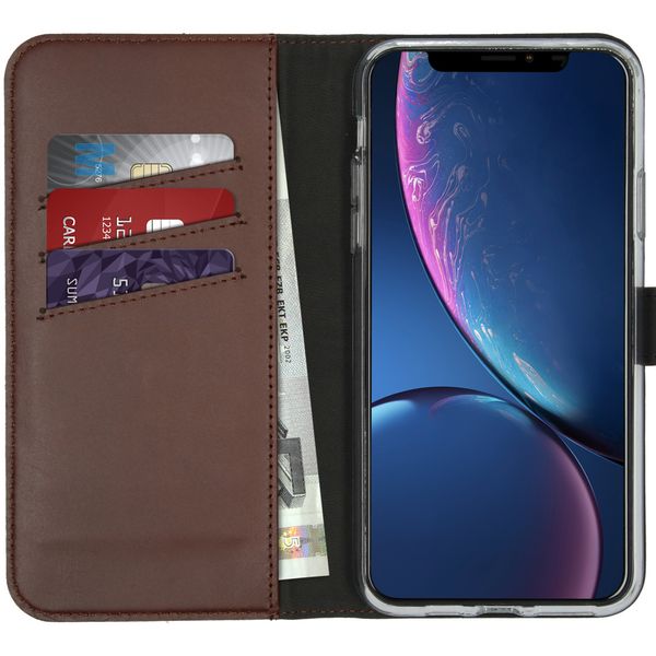 Selencia Echtleder Klapphülle Apple iPhone 11 Pro Max - Braun