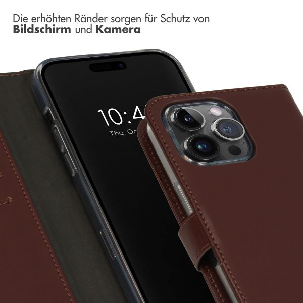 Selencia Echtleder Klapphülle Apple iPhone 15 Pro Max - Braun