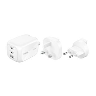 Belkin BoostCharge Pro 3-Port-GaN-Ladegerät 100 W mit Reiseadapter-Set - Weiß