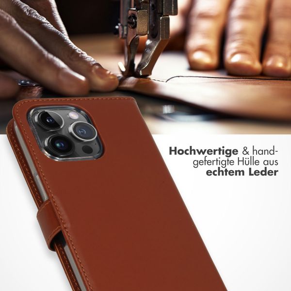 Selencia Echtleder Klapphülle Apple iPhone 15 Pro Max - Hellbraun