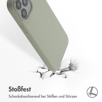 Accezz Liquid Silikoncase mit MagSafe Apple iPhone 13 Pro Max - Cooper Green