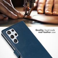Selencia Echtleder Klapphülle Samsung Galaxy S22 Ultra - Blau