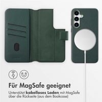 Accezz 2-in-1 Klapphülle aus Leder mit MagSafe Samsung Galaxy S25 Plus - Cedar Green