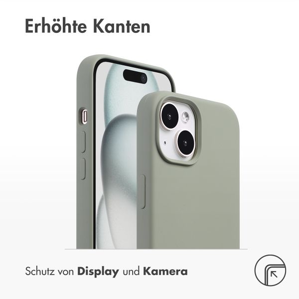 Accezz Liquid Silikoncase mit MagSafe Apple iPhone 15 - Cooper Green