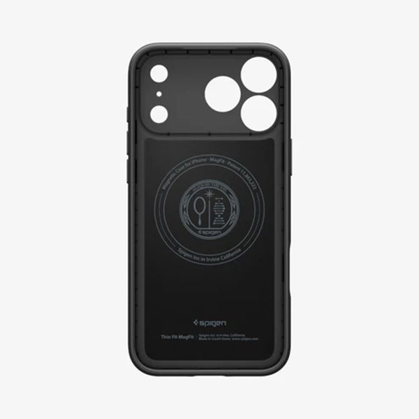 Spigen Thin Fit Backcover mit MagSafe Apple iPhone 17 Pro Max - Black