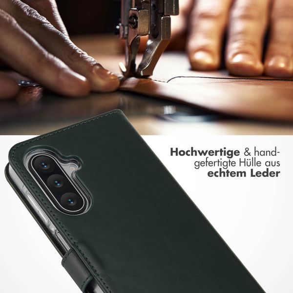 Selencia Echtleder Klapphülle Samsung Galaxy A18 (4G) / A17 (4G/5G) - Grün