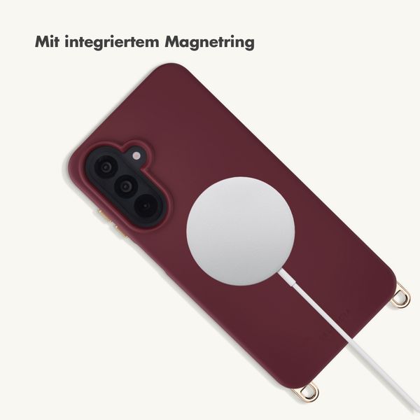 Selencia Rivièra Backcover mit MagSafe mit abnehmbaren Haken Samsung Galaxy A18 / A17 / A16 / A26 - Bold Burgundy