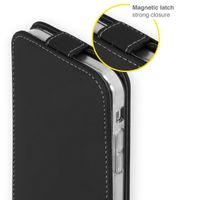 Accezz Flip Case Apple iPhone 13 Pro - Schwarz