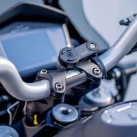 SP Connect Moto Bundle LT Mount und Universal Case SPC+ Fahrrad-/Scooter-/Motorrad-Handyhalterung - Spritzwassergeschützt - Universal - Schwarz