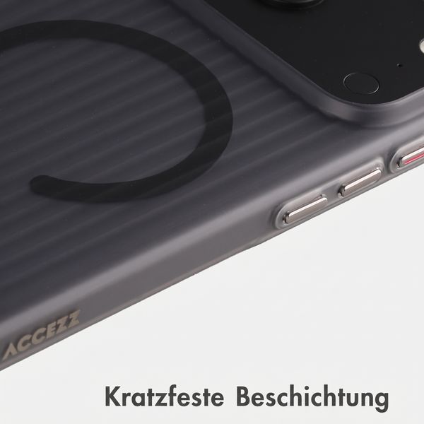 Accezz Lite Backcover mit MagSafe | Fluted | Apple iPhone 18 Pro / 17 Pro - Matte Black