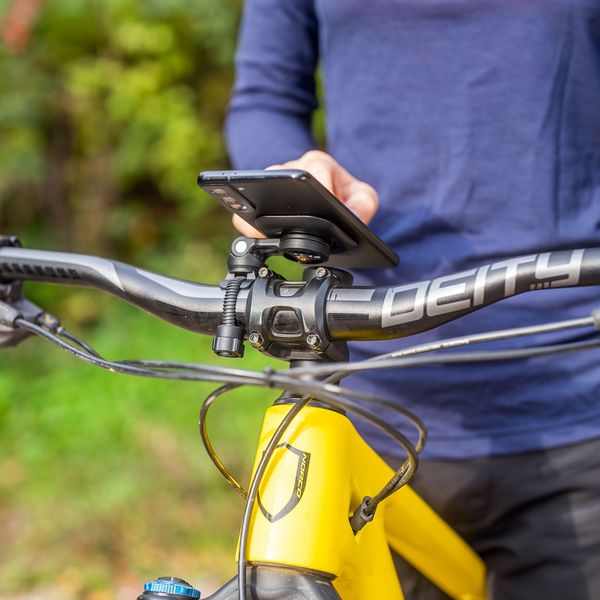 SP Connect Bike Bundle Universal Interface SPC+ Fahrrad-Handyhalterung - Adapter für SPC+ Zubehör - Schwarz