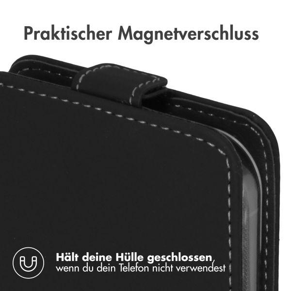 Accezz Flip Case Apple iPhone 15 - Schwarz