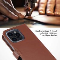 Selencia Echtleder Klapphülle Apple iPhone 16 Pro Max - Hellbraun