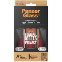PanzerGlass Ultra Wide Fit Antibakterieller Screen Protector mit Sichtschutz inkl. Applikator Apple iPhone 15 Pro