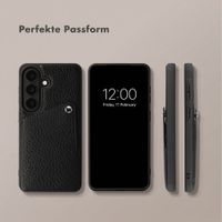 Selencia Riva Back Cover mit Kartenfach Samsung Galaxy S26 - Schwarz