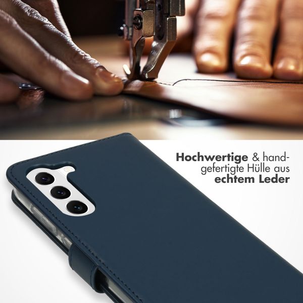Selencia Echtleder Klapphülle Samsung Galaxy S23 - Blau