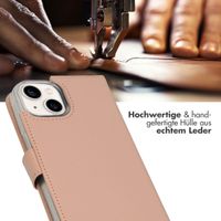 Selencia Echtleder Klapphülle Apple iPhone 14 - Dusty Pink
