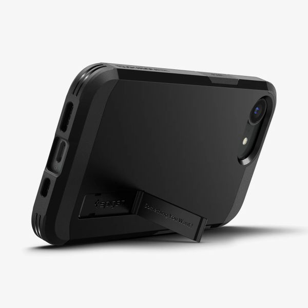 Spigen Tough Armor Backcover MagSafe Apple iPhone 17e / 16e - Schwarz