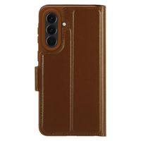 dbramante1928 Oslo Pro Klapphülle Samsung Galaxy A57 (5G) - Dark Tan