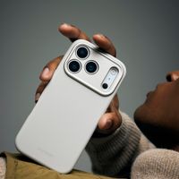 Decoded Silikon-Case MagSafe Apple iPhone 17 - Soft Taupe