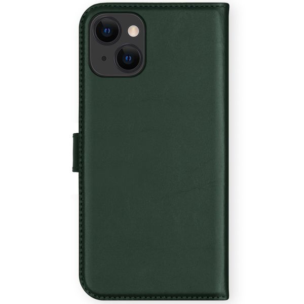 Selencia Echtleder Klapphülle Apple iPhone 13 - Grün