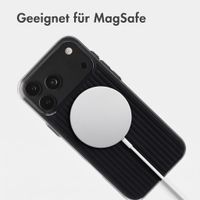 Accezz Lite Backcover mit MagSafe | Fluted | Apple iPhone 18 Pro Max / 17 Pro Max - Glossy Black