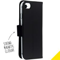 Accezz Wallet TPU Klapphülle Apple iPhone SE (2022 / 2020) / 8 / 7 / 6(s) - Schwarz