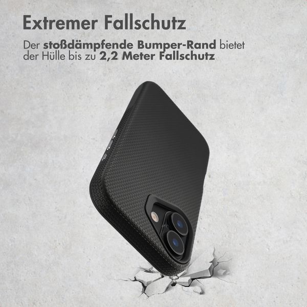 Accezz Tough Back Cover mit MagSafe Apple iPhone 17 - Schwarz