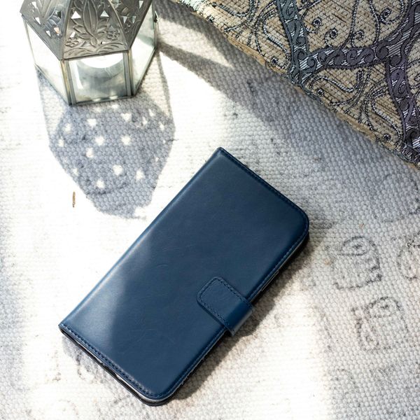 Selencia Echtleder Klapphülle Samsung Galaxy A42 - Blau