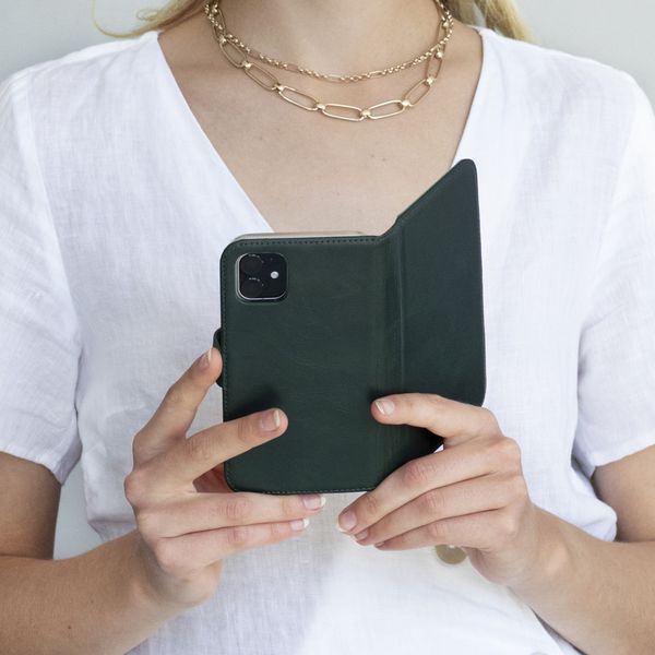 Selencia Echtleder Klapphülle Samsung Galaxy S21 - Grün