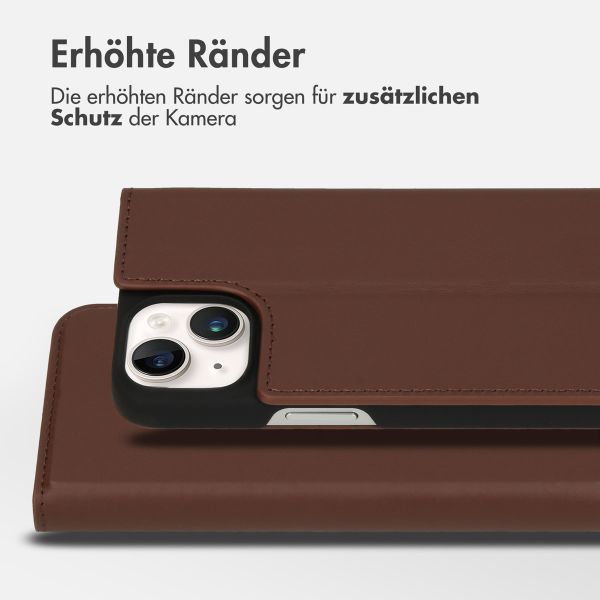 Accezz Premium Leather Slim Klapphülle Apple iPhone 14 - Braun