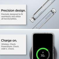 Spigen Ultra Hybrid™ Case Transparent für das Samsung Galaxy S22 Plus