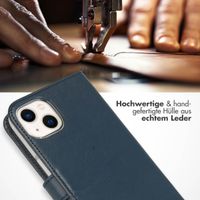 Selencia Echtleder Klapphülle Apple iPhone 13 - Blau