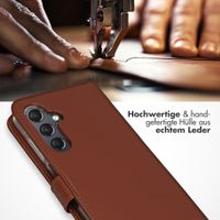 Selencia Echtleder Klapphülle Samsung Galaxy A25 (5G) - Hellbraun