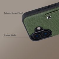 Selencia Riva Back Cover mit Kartenfach Apple iPhone 16 - Sage Green