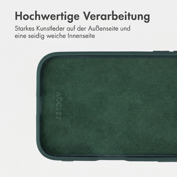 Accezz Backcover mit MagSafe Apple iPhone 16 - Grün