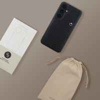 Selencia Riva Back Cover mit Kartenfach Samsung Galaxy S25 / S24 - Schwarz